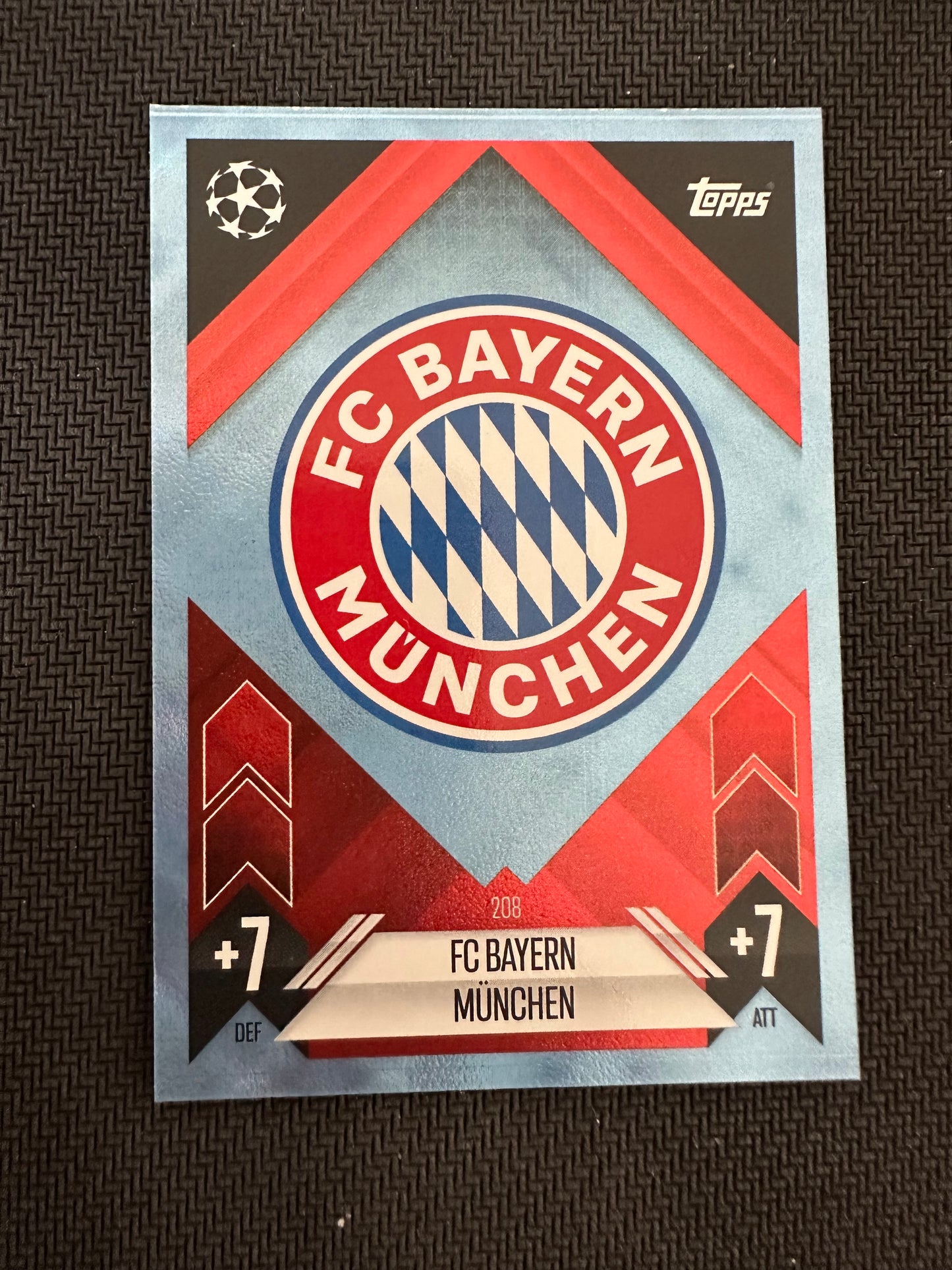 FC Bayern Munchen Team Badge Alternate #208 Match Attax 24/25